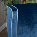 Sillón club de terciopelo bicolor con patas de madera de caucho