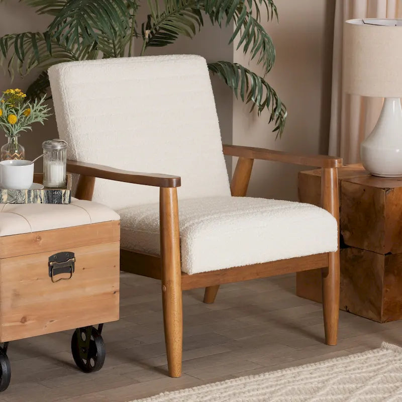 Sillón Moderno de Mediados de Siglo en Tela Bouclé Crema y Madera de Nogal Marrón
