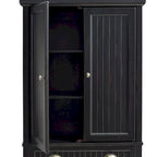 Alacena de cocina negra desgastada