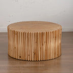 Mesa de centro redonda de madera con diseño retro en relieve